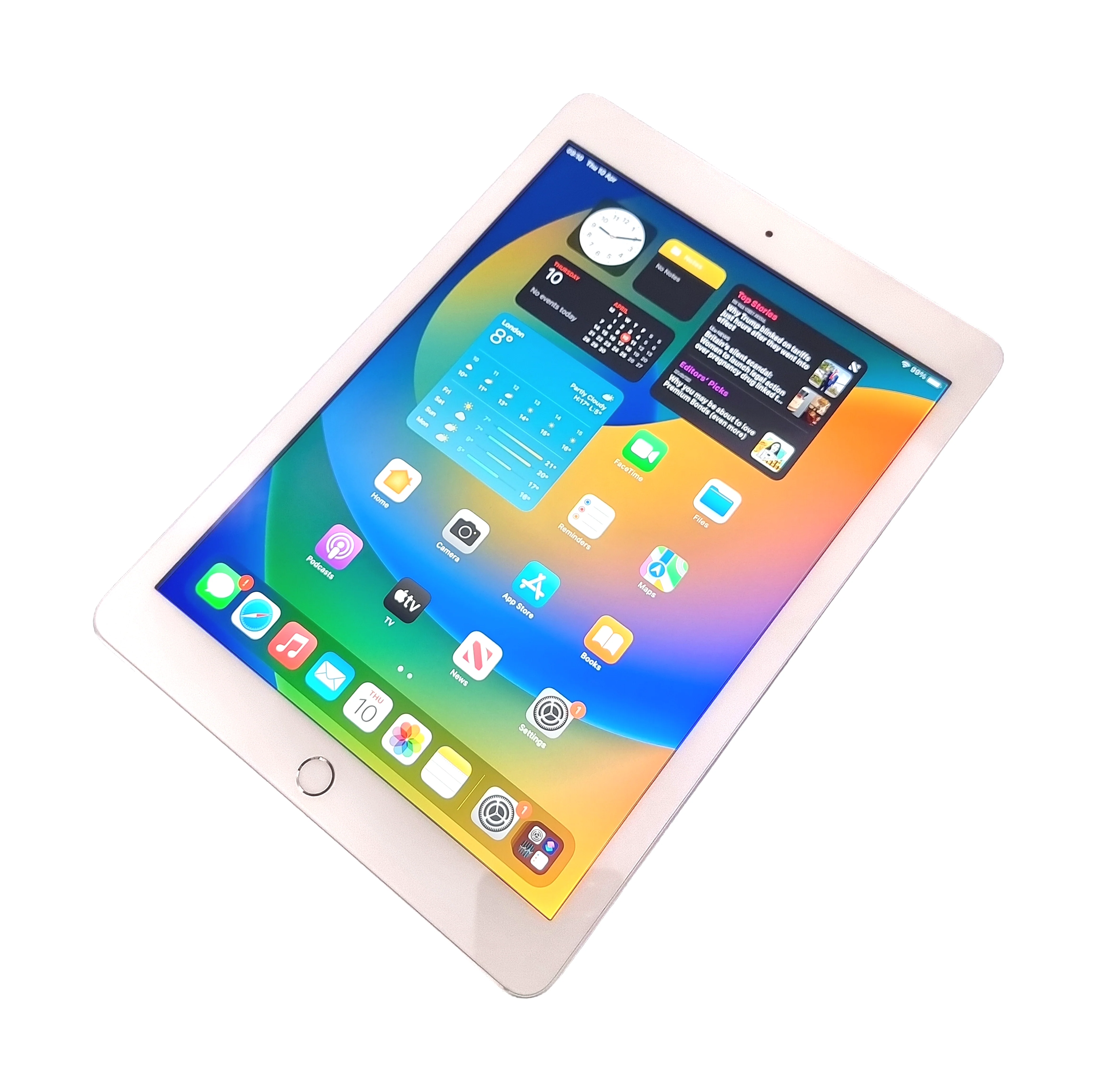 Apple iPad 5th Generation Tablet, 9.7", 32GB, Wi-Fi, Silver, A1822 - Image 5
