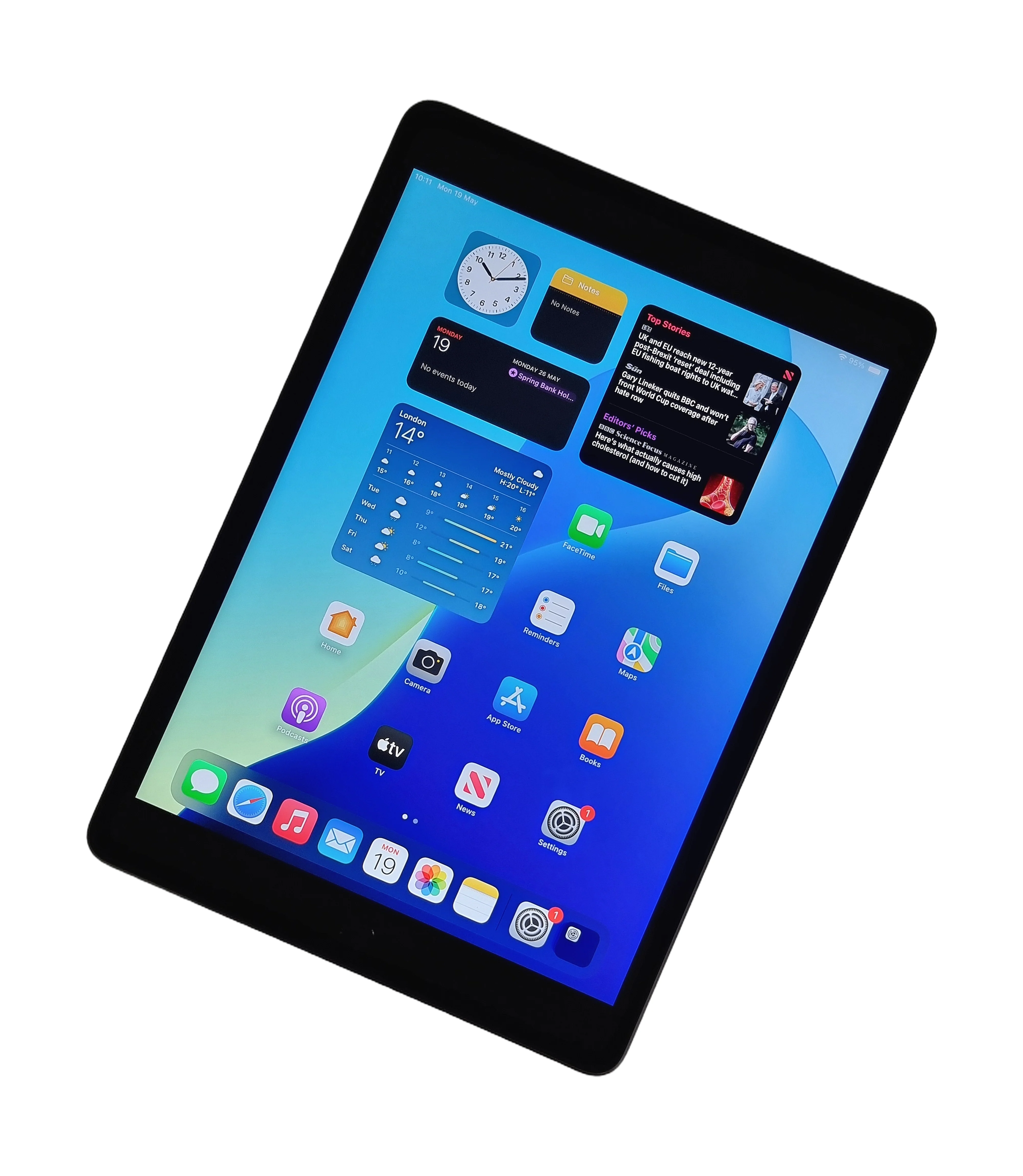 Apple iPad 8th Generation Tablet, 32GB,Wi-Fi, Space Grey, A2270 - Image 5