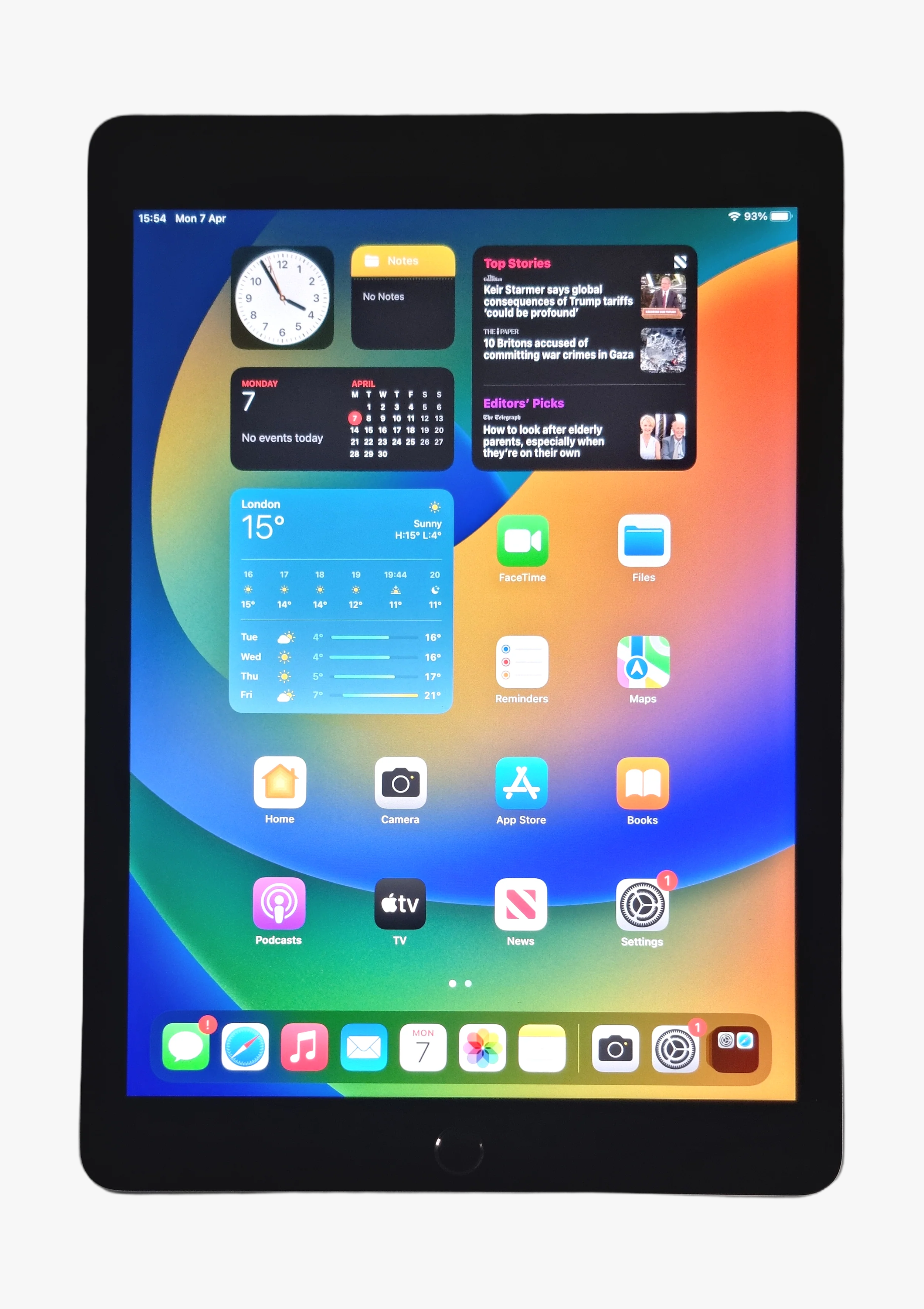 Apple iPad Pro 9.7" 1st Gen Tablet, 32GB, Wi-Fi, Space Grey, A1673