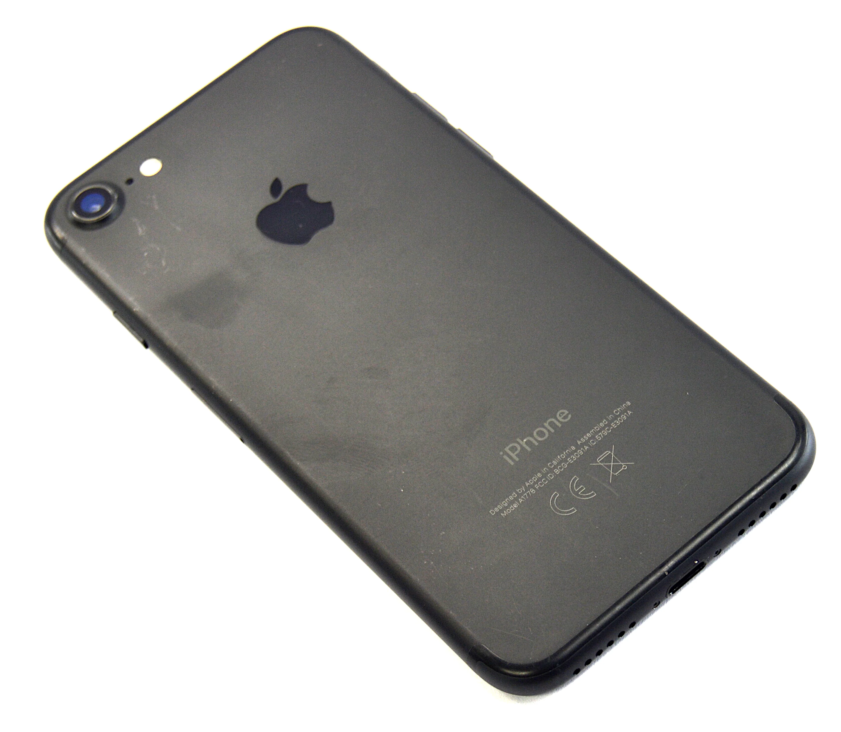 Apple iPhone 7 Smartphone, 128GB, Network Unlocked, Black, A1778 - Image 4