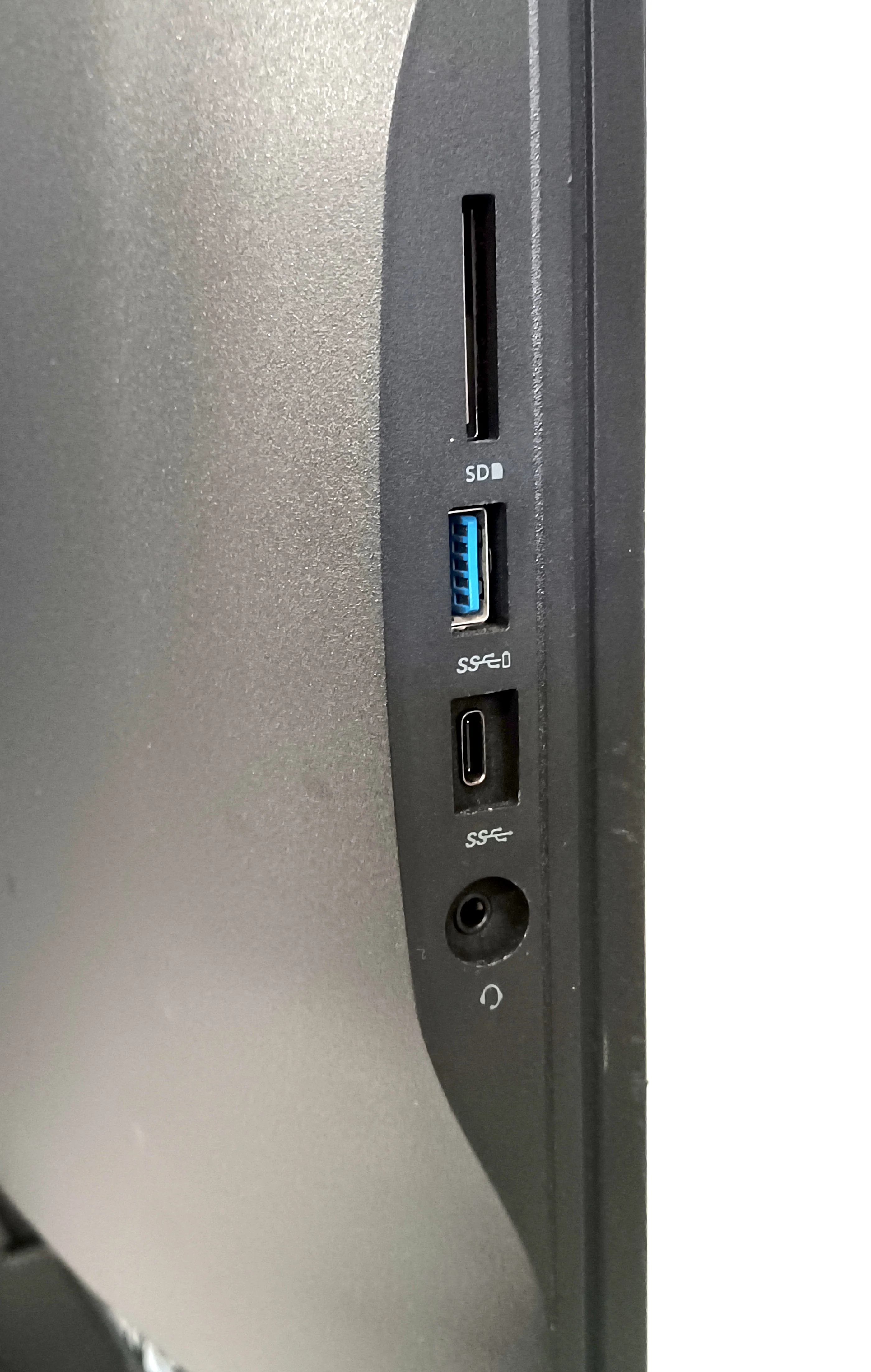 Dell Optiplex 7450 AIO, 23" Touch Core i3 6th Gen, 8GB RAM, 240GB SSD - Image 5