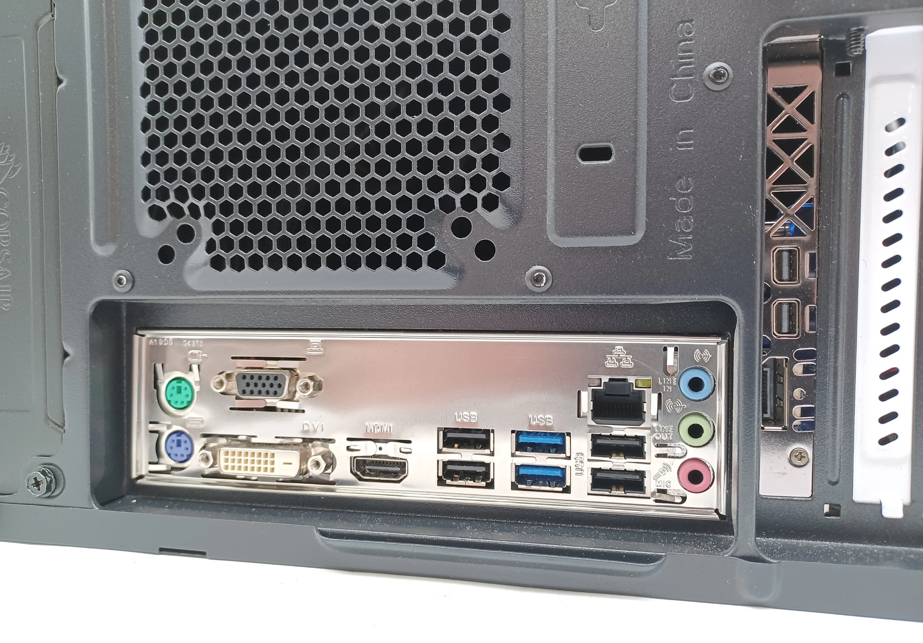 Intel 8th Generation PC: i5 CPU, 8GB RAM, 256GB SSD, AMD GPU, Windows 11 - Image 5