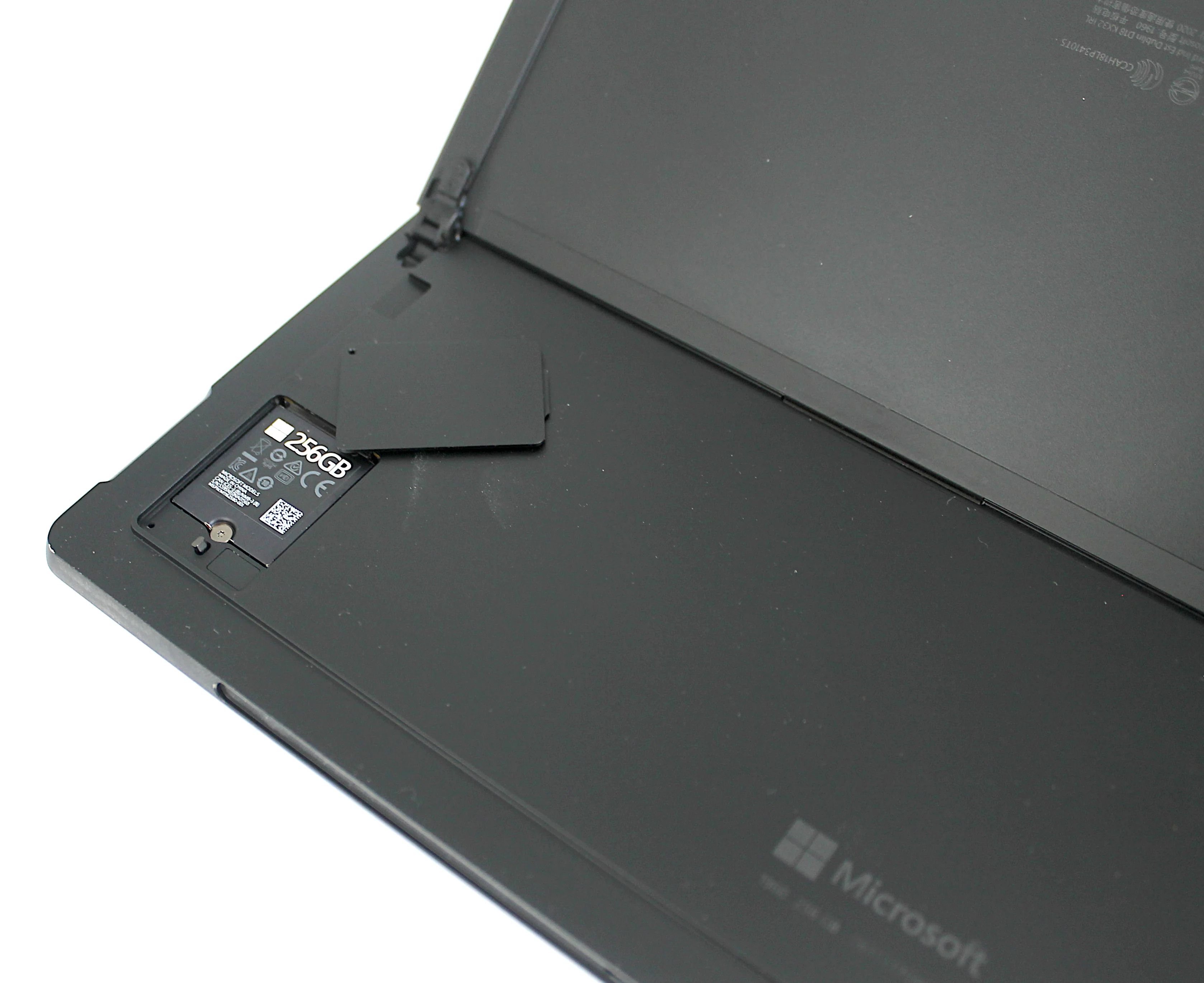 Microsoft Surface Pro 7+, 12.3", Core i7 11th, 16GB RAM, 256GB SSD, Win 11 - Image 7