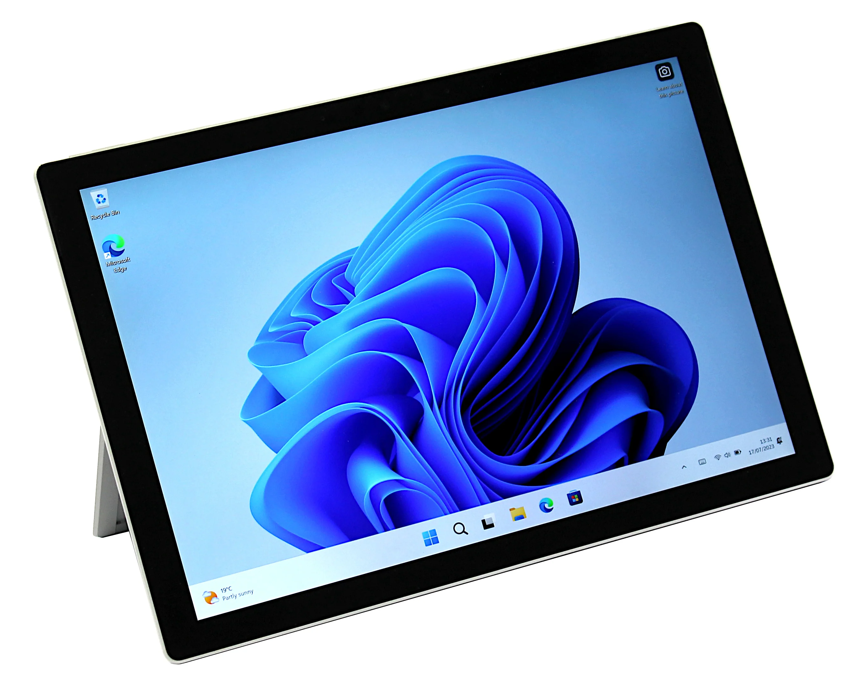 Microsoft Surface Pro 7, 12.3" 10th Gen Core i7, 16GB RAM, 256GB eMMC - Image 3