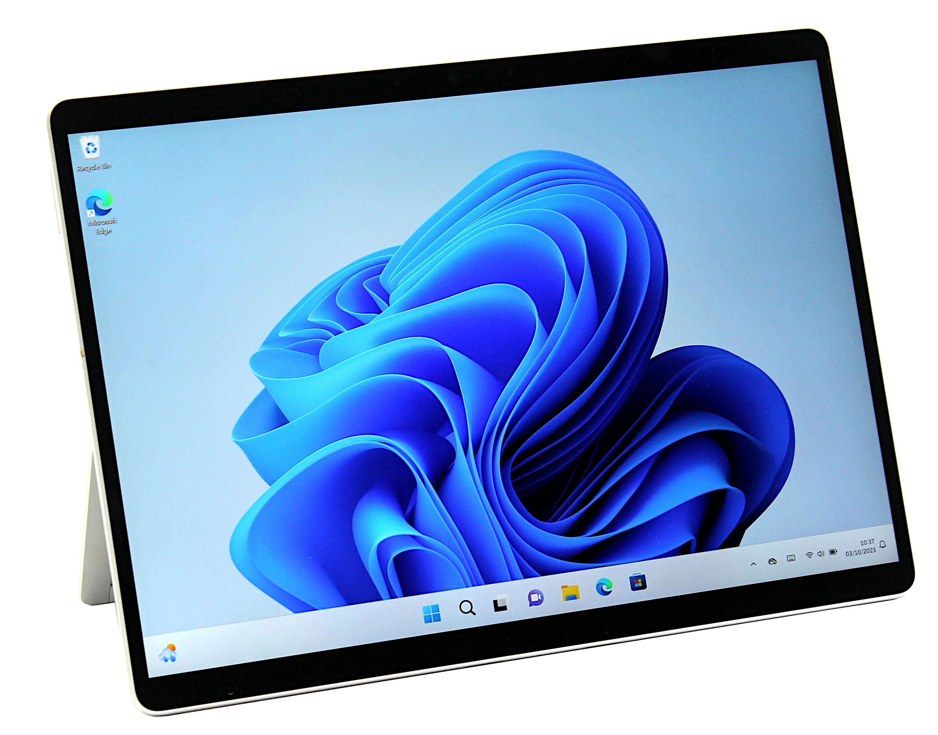 Microsoft Surface Pro 8, 13" Core i5 11th Gen, 8GB RAM, 256GB SSD - Image 3