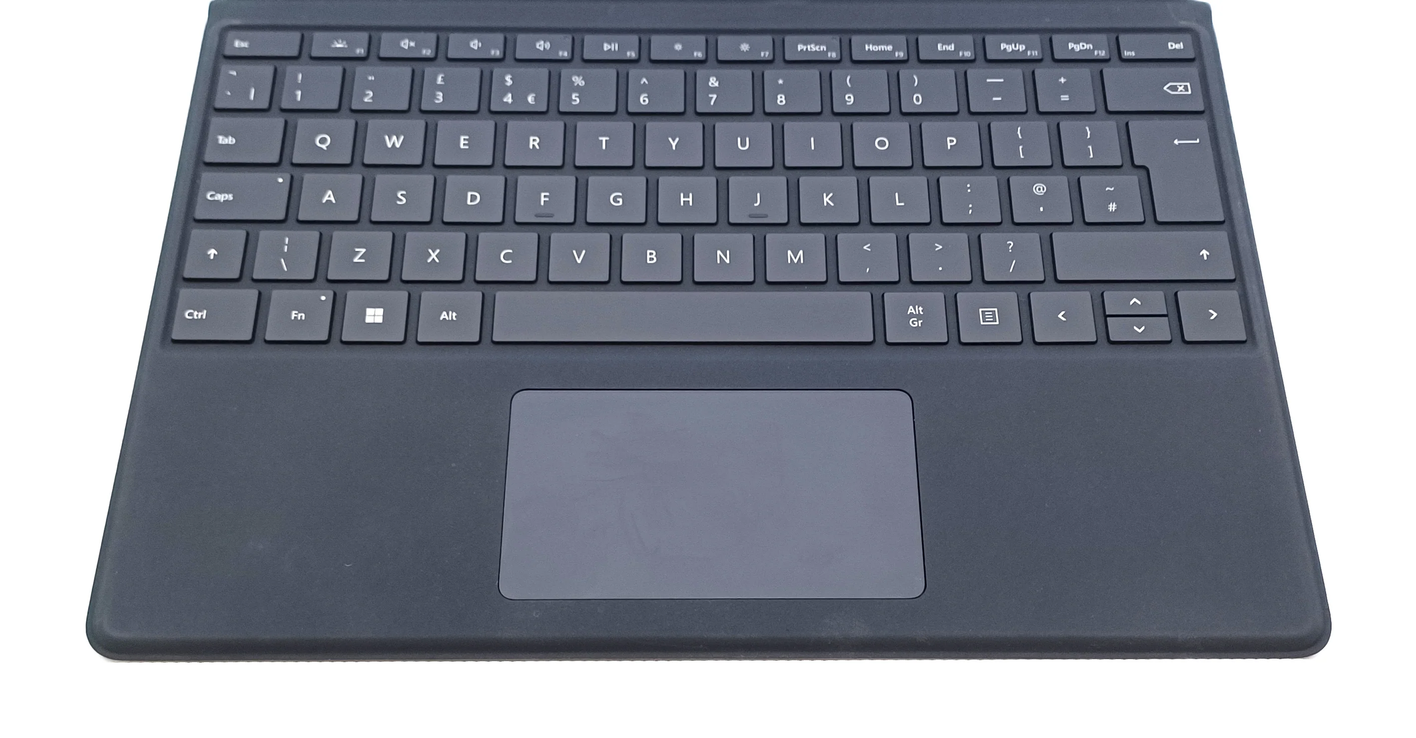 Microsoft Surface Pro 8, 13" Core i7 11th Gen, 16GB RAM, 256GB SSD - Image 10