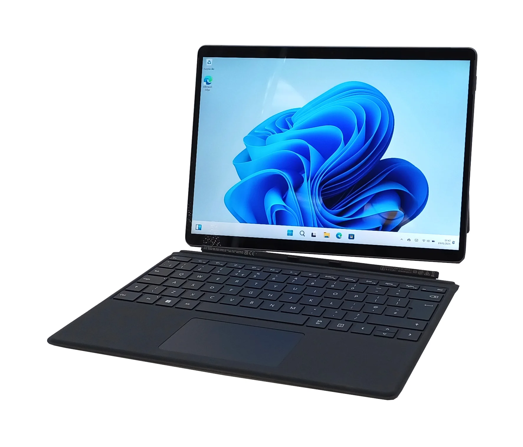 Microsoft Surface Pro 8, 13" Core i7 11th Gen, 16GB RAM, 256GB SSD - Image 2