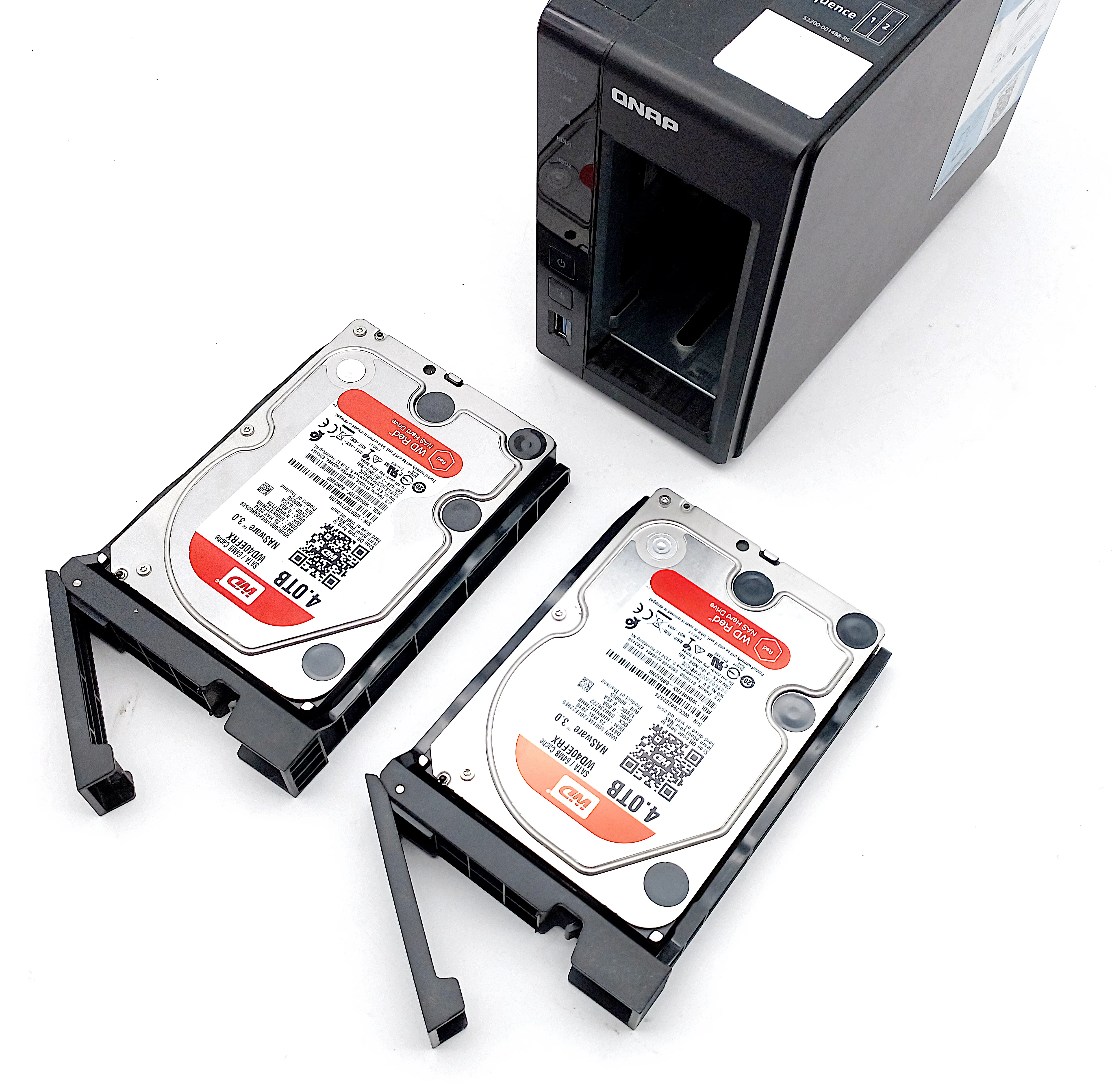 QNAP TS-251+ 2-Bay Desktop NAS: 8GB RAM, 2x 4TB Hard Drives, Updated Firmware - Image 6