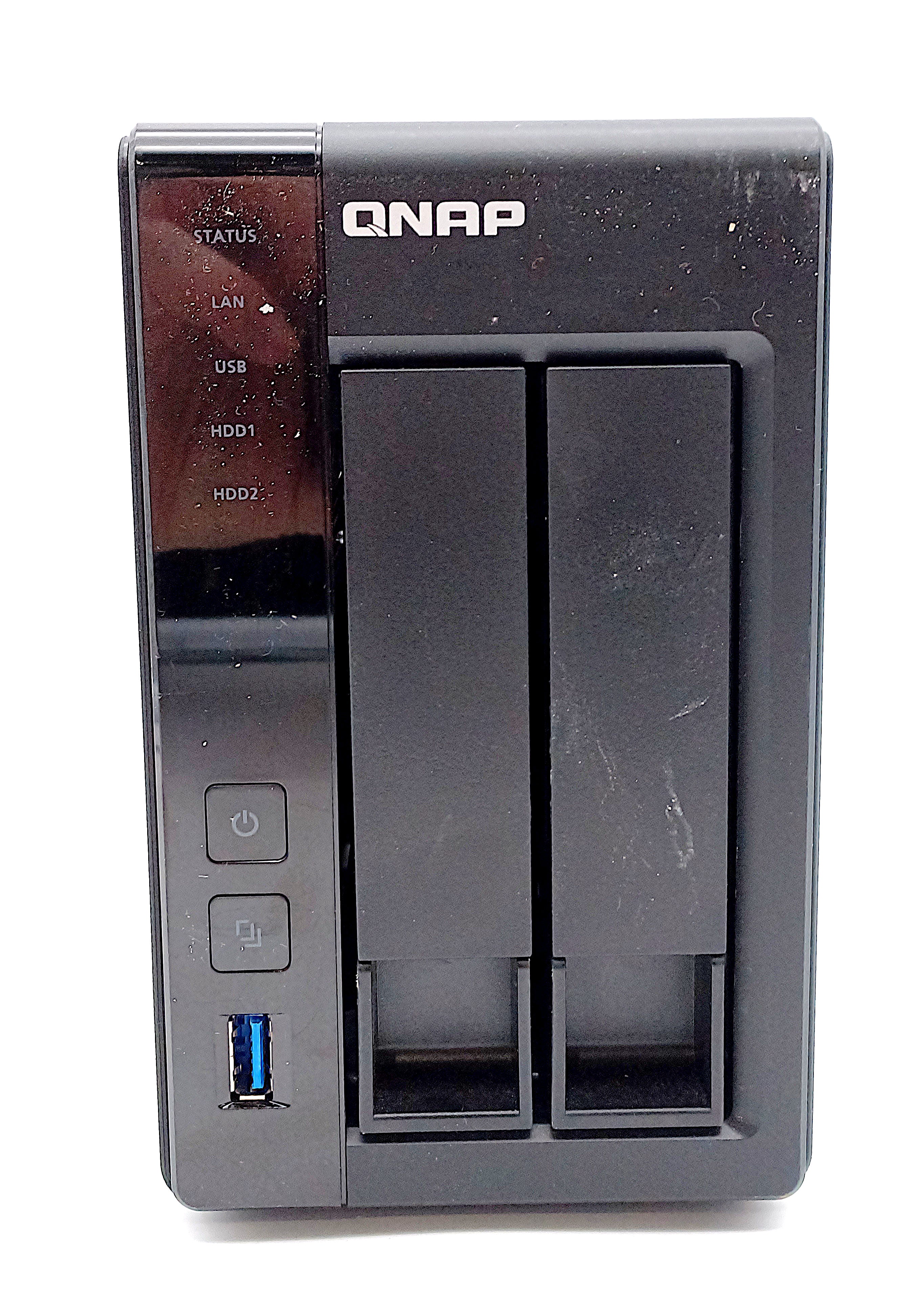 QNAP TS-251+ 2-Bay Desktop NAS: 8GB RAM, 2x 3TB Hard Drives, Updated Firmware - Image 2